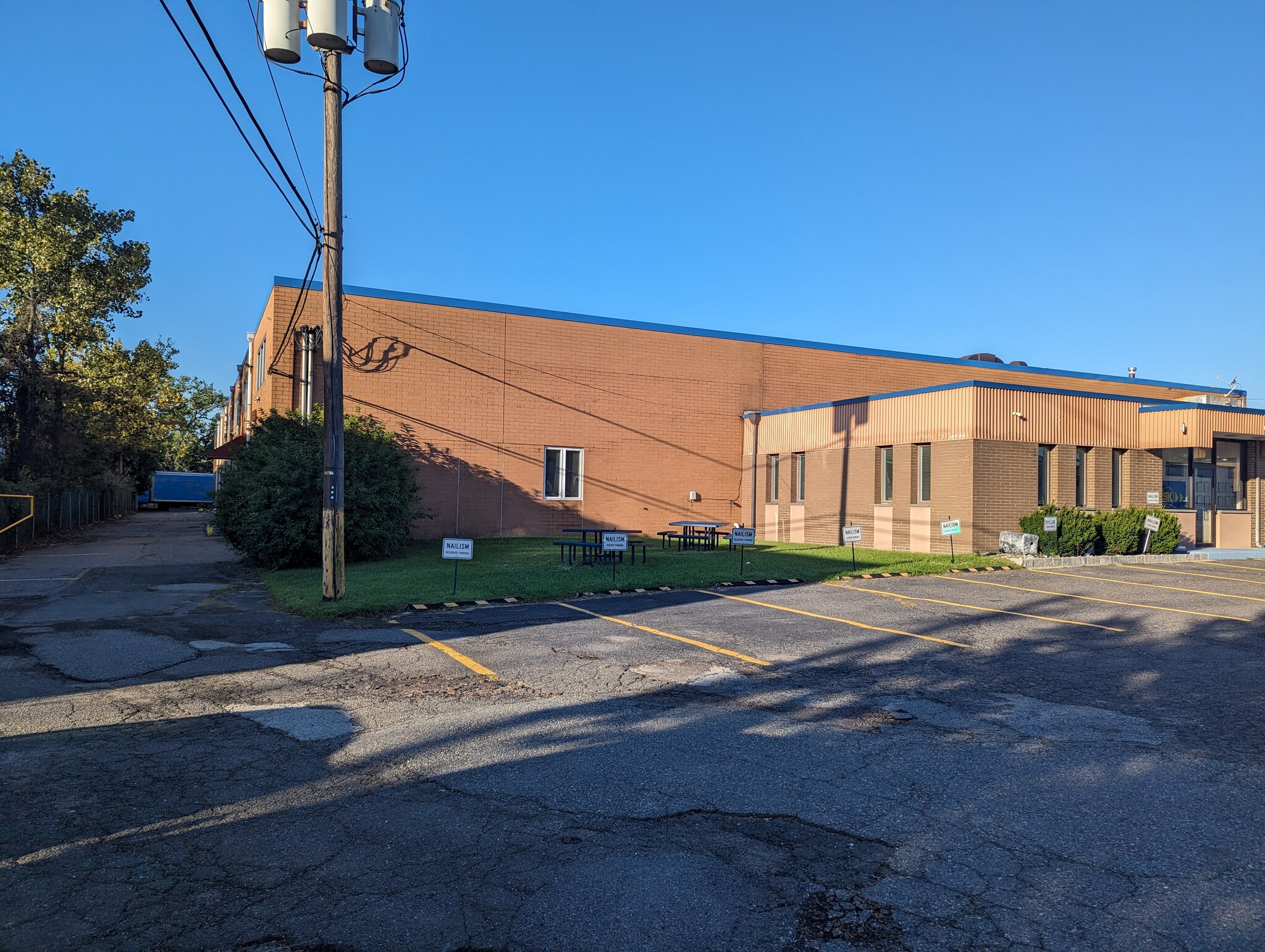 300 W Commercial Ave, Moonachie, NJ for sale Primary Photo- Image 1 of 1