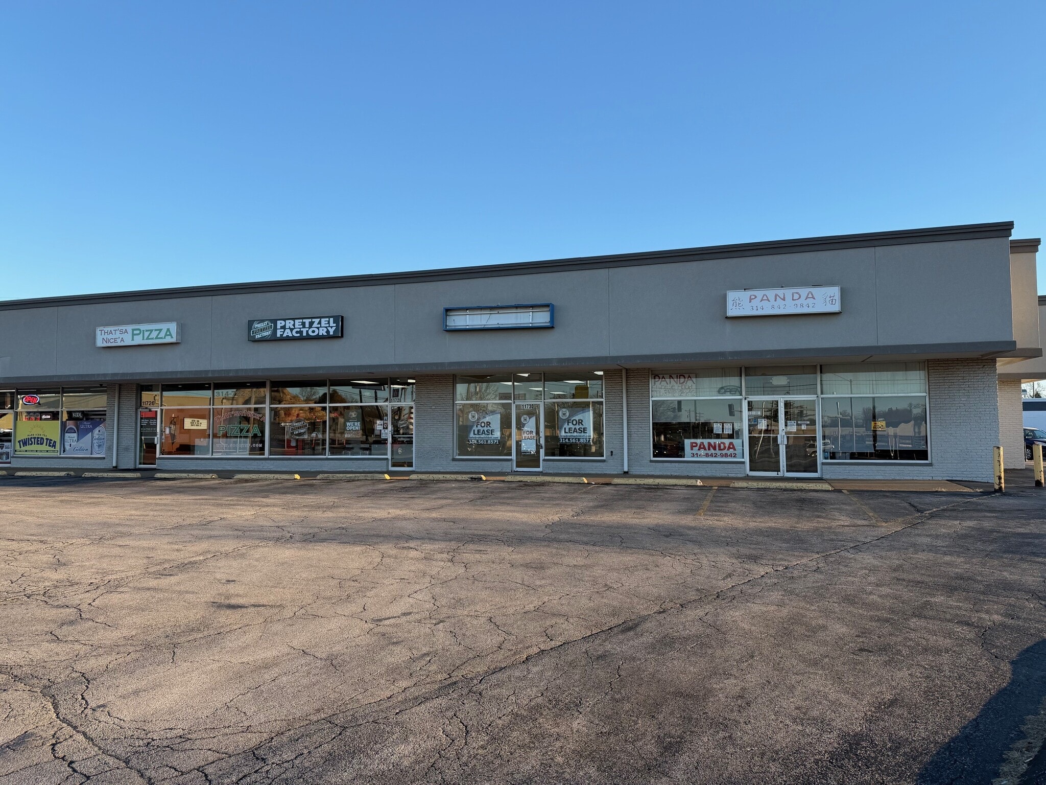 11720-11730 Baptist Church Rd, Saint Louis, MO for lease Interior Photo- Image 1 of 7