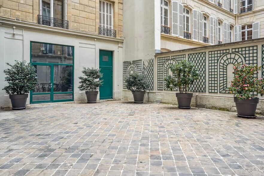 29 Boulevard Malesherbes, Paris à louer - Photo du bâtiment - Image 3 de 14