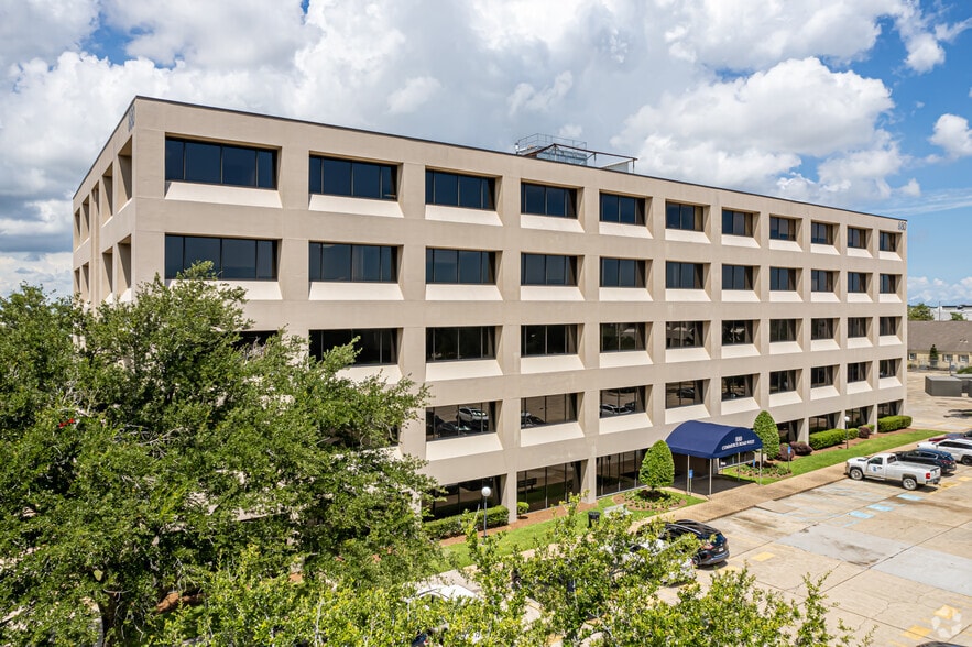 880 W Commerce Rd, New Orleans, LA for lease - Building Photo - Image 3 of 18