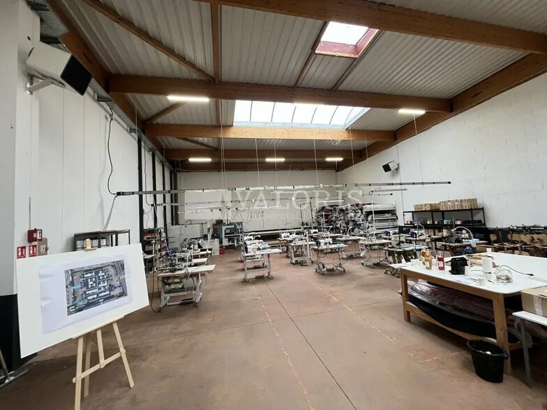 Flex dans Décines-Charpieu à louer - Photo intérieure - Image 3 de 12