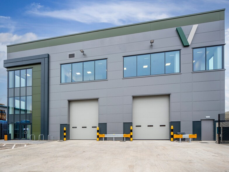 Valor Park, London for lease - Primary Photo - Image 1 of 1