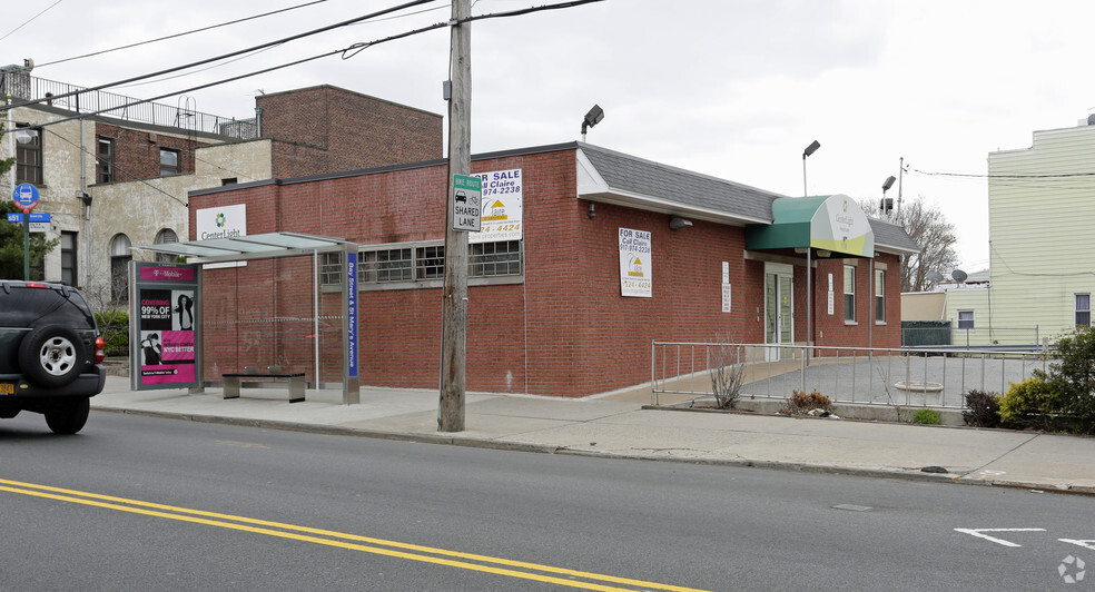 1106 Bay St, Staten Island, NY for sale - Primary Photo - Image 1 of 1