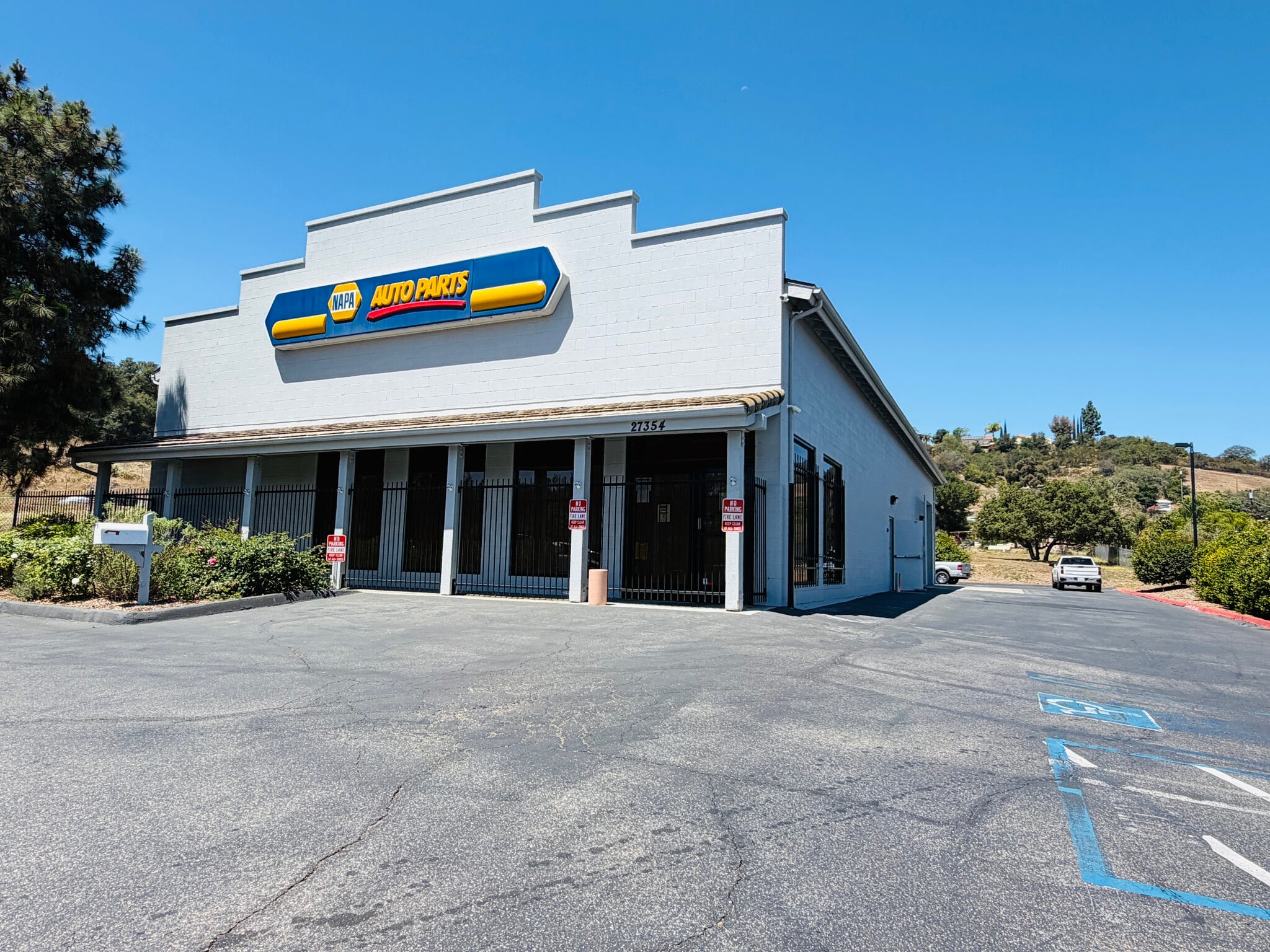 27354 Valley Center Rd, Valley Center, CA for lease Interior Photo- Image 1 of 24