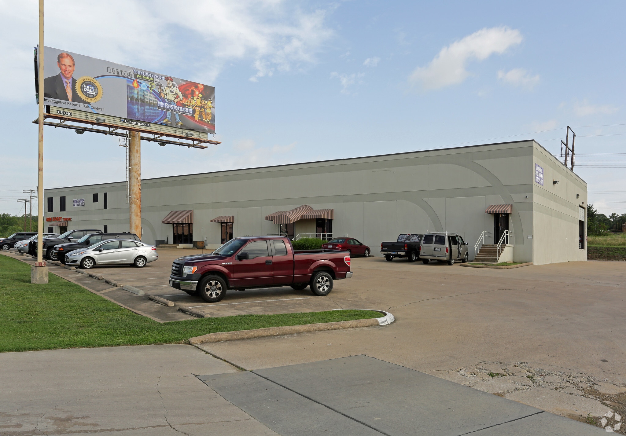 7301 W Pioneer Pky, Arlington, TX for lease Primary Photo- Image 1 of 8