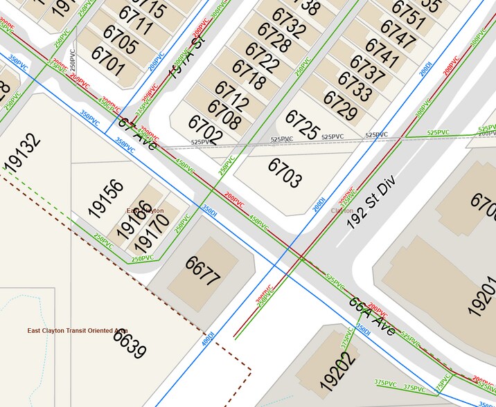 6703 192 St, Surrey, BC à vendre - Photo du bâtiment - Image 3 de 7