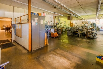 7 Stuart Rd, Chelmsford, MA for lease Interior Photo- Image 1 of 2