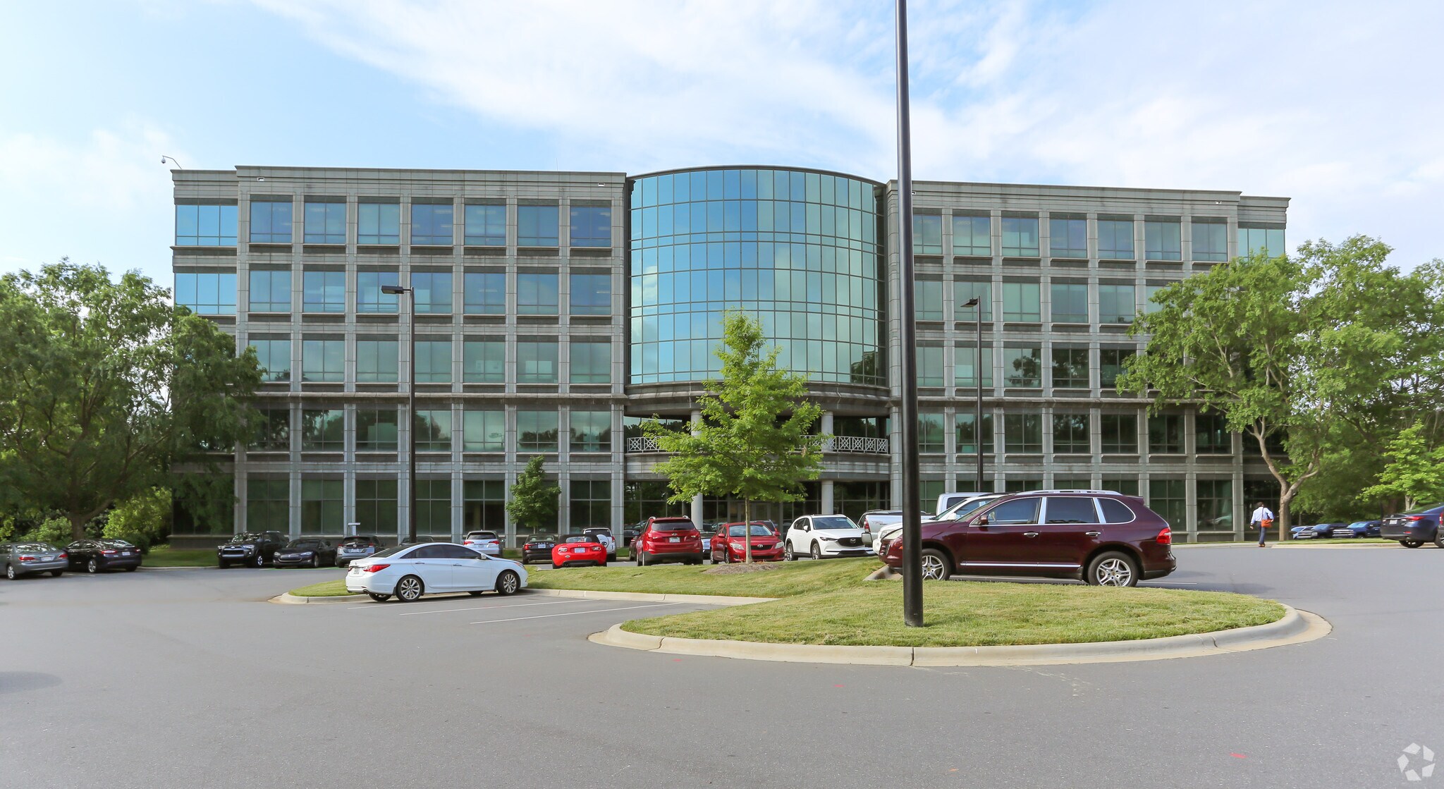 2525 Water Ridge Pky, Charlotte, NC for lease Primary Photo- Image 1 of 3