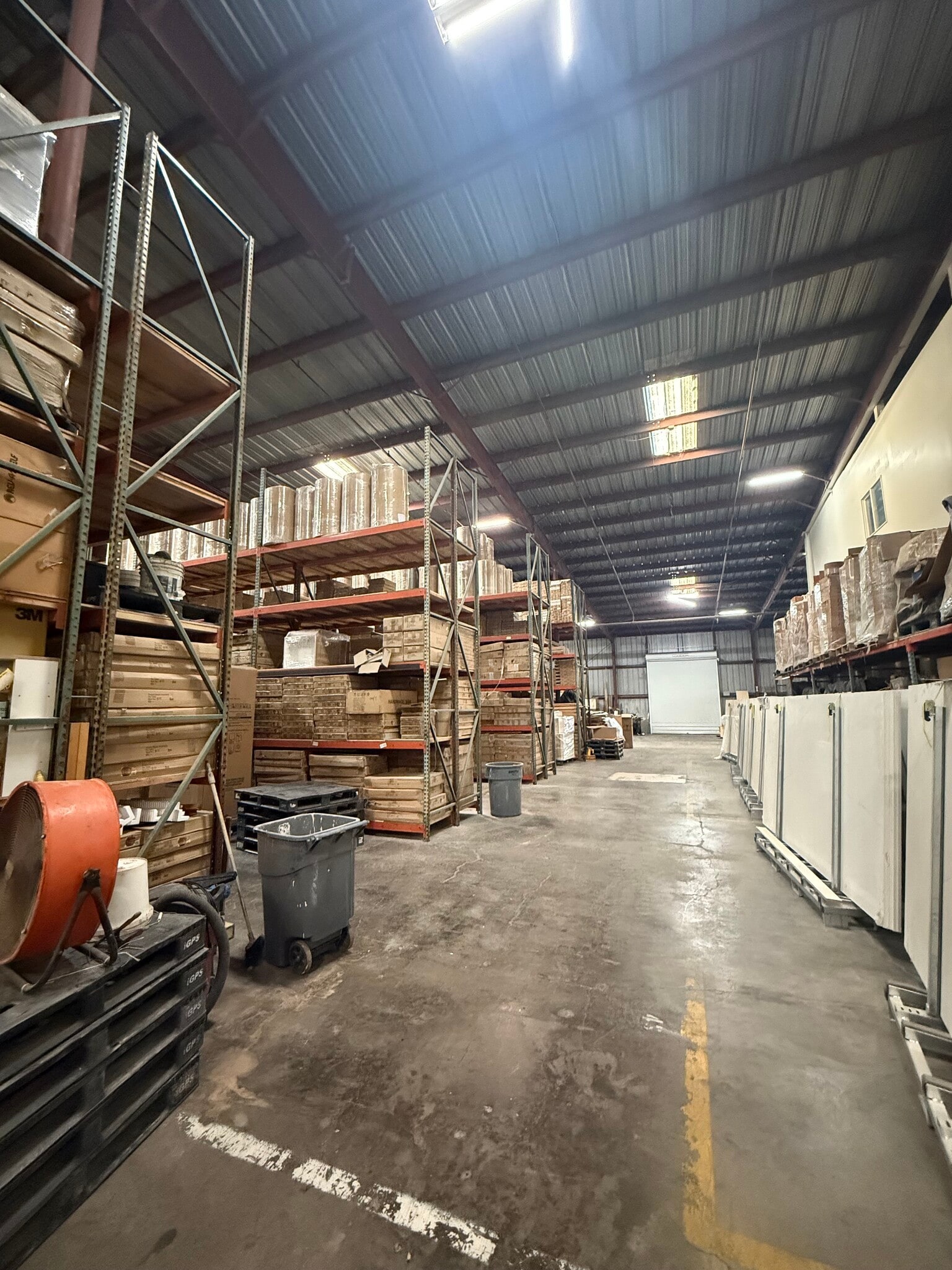 94-144 Leoole St, Waipahu, HI à louer Photo intérieure- Image 1 de 12