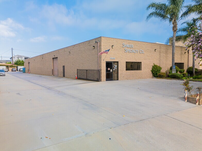 20608 Earl St, Torrance, CA à vendre - Photo du bâtiment - Image 1 de 12