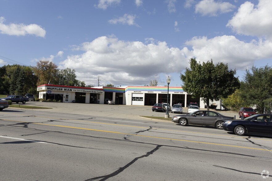 4181 Lake Michigan Dr, Grand Rapids, MI for sale - Building Photo - Image 2 of 2