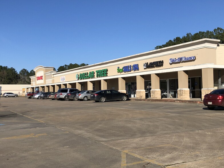 1121 S Magnolia St, Woodville, TX for lease - Building Photo - Image 2 of 5