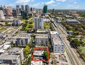 Plus de détails pour 429 NW 1st Ave, Fort Lauderdale, FL - Bureau/Commerce de détail à louer