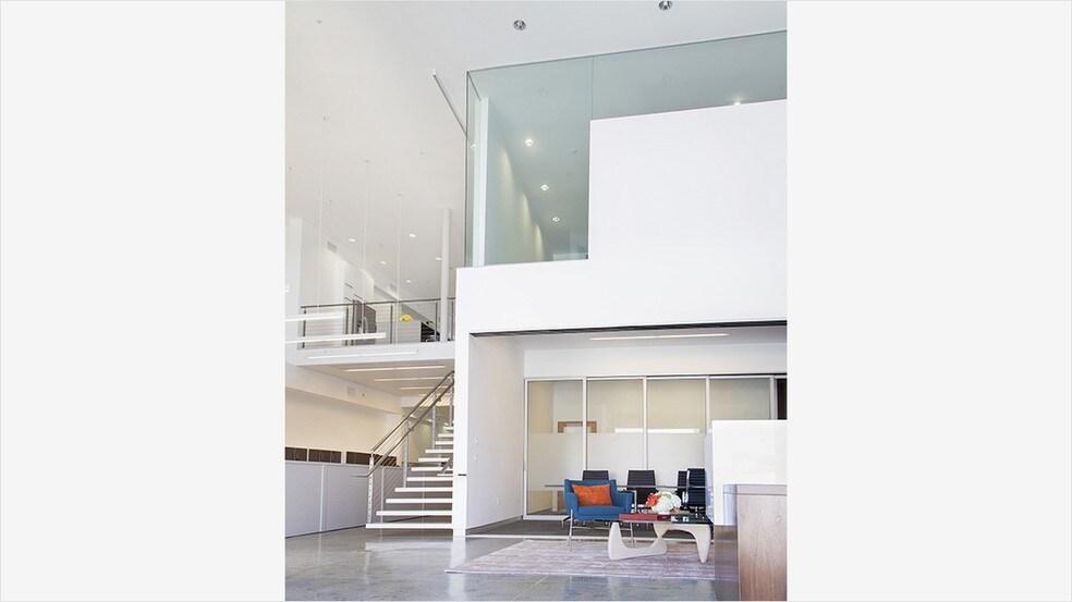 130 Arena St, El Segundo, CA à louer - Photo du bâtiment - Image 2 de 11