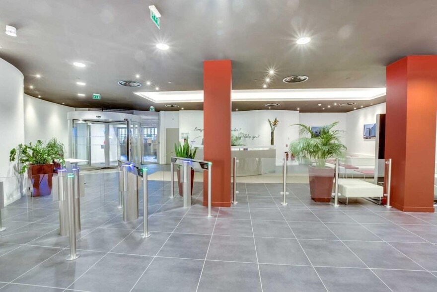 1 Avenue Du Général De Gaulle, Puteaux à louer - Hall d’entrée - Image 2 de 24
