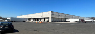 Plus de détails pour 42 Runway Rd, Levittown, PA - Industriel/Logistique à louer