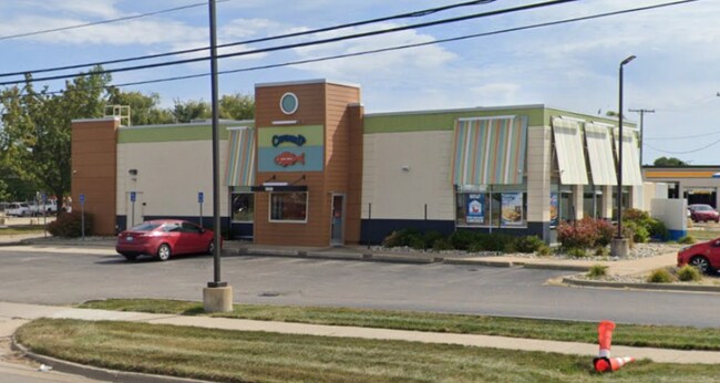 Plus de détails pour 35134 Groesbeck Hwy, Clinton Township, MI - Commerce de détail à louer