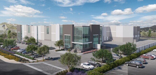 Plus de détails pour 1360 E 6th St, Corona, CA - Industriel à louer