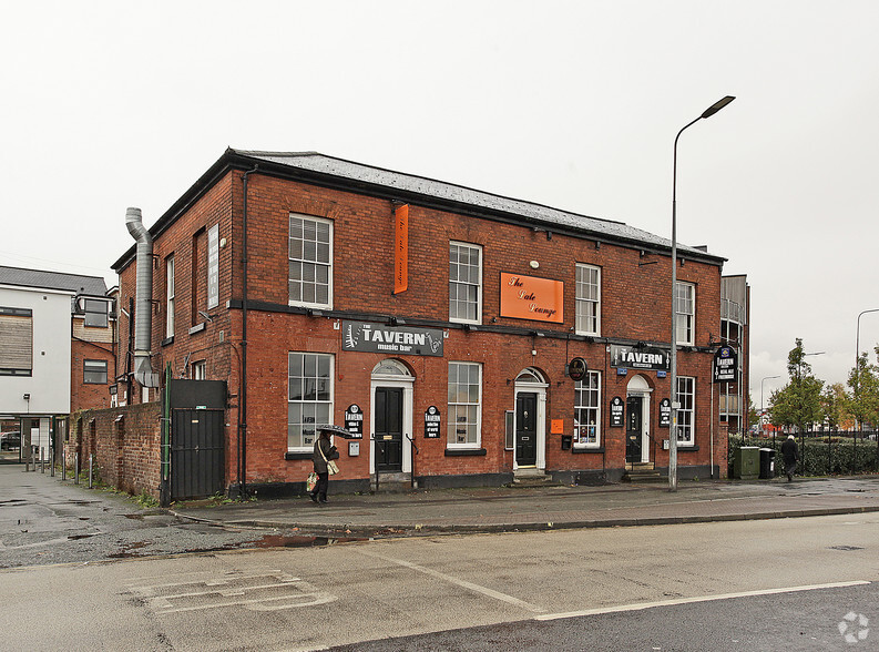 25-29 Church St, Warrington à vendre - Photo principale - Image 1 de 1