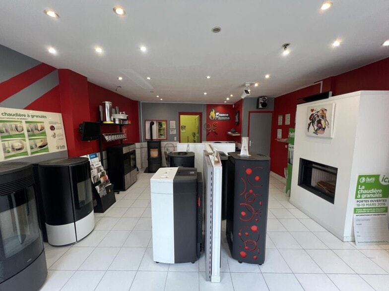 Retail in Reims for sale - Interior Photo - Image 2 of 4