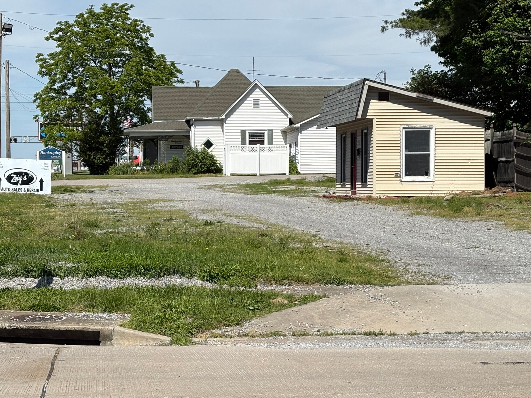 200 W Deyoung St, Marion, IL à vendre Photo principale- Image 1 de 3