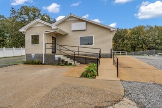 4842 Highway 100, Lyles, TN for lease Interior Photo- Image 2 of 35