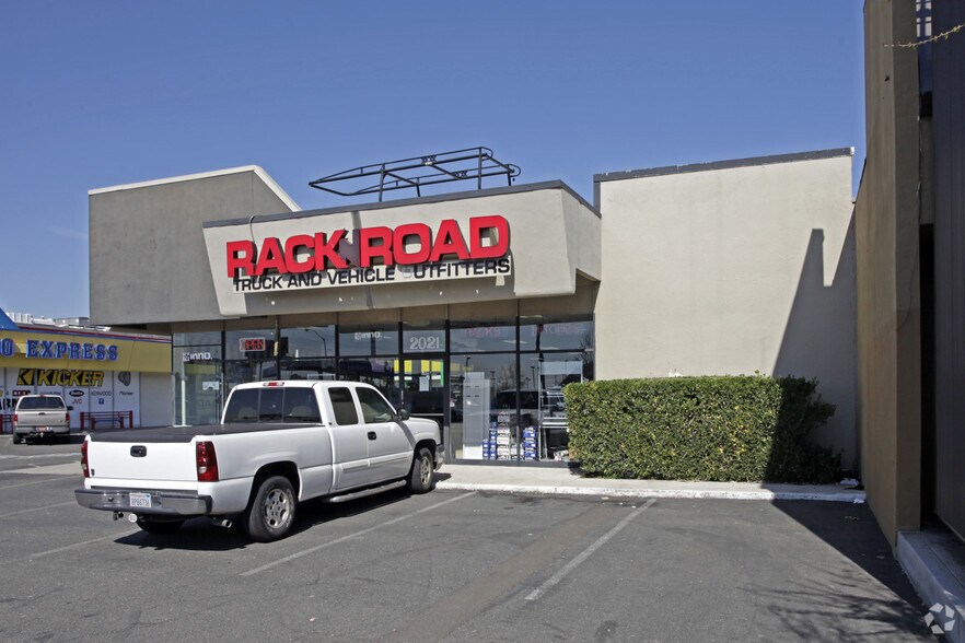 2021 Arden Way, Sacramento, CA for lease - Building Photo - Image 2 of 2