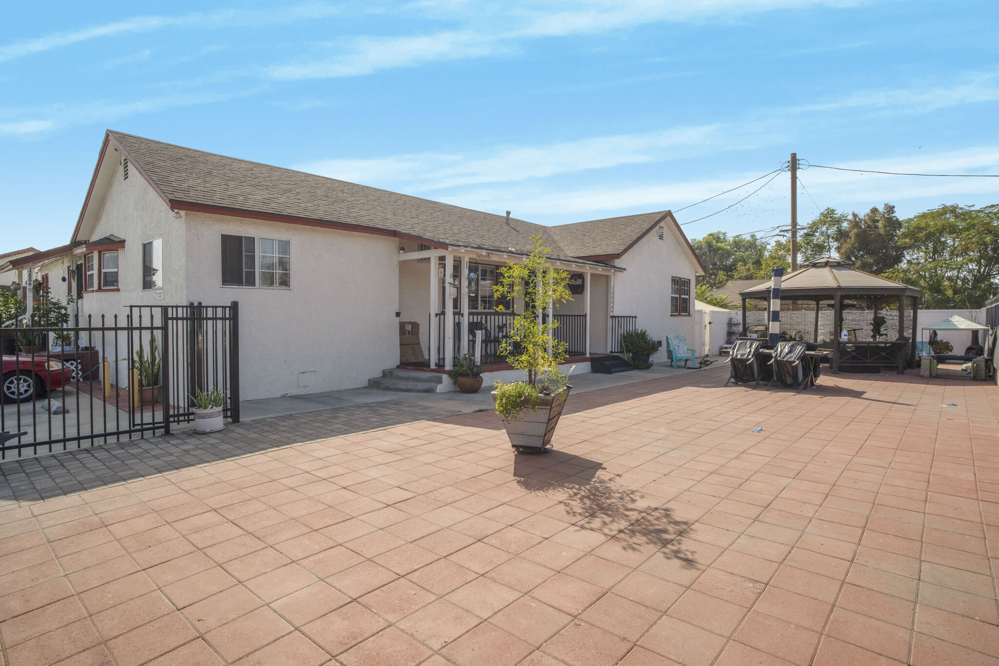 11966 Saticoy St, North Hollywood, CA for sale Primary Photo- Image 1 of 13