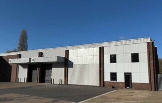 Plus de détails pour Saxon Way, West Drayton - Industriel à louer