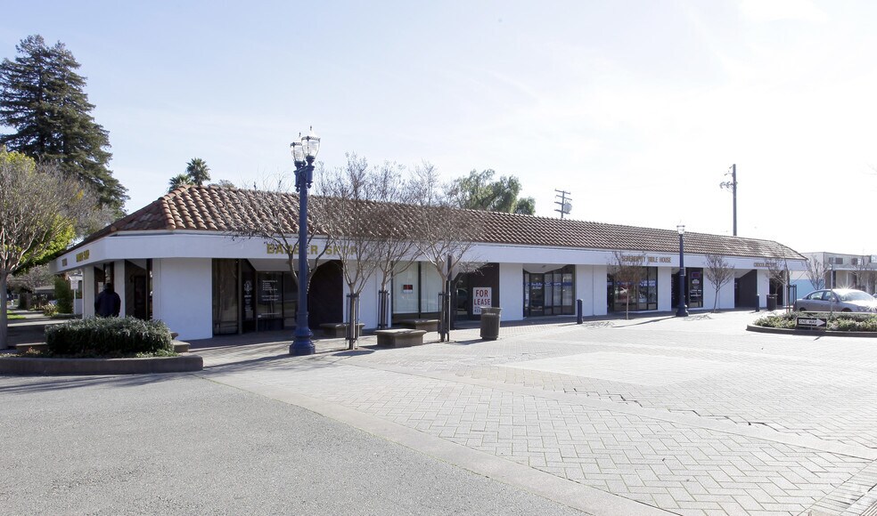730-780 Madison St, Fairfield, CA à louer - Photo du bâtiment - Image 2 de 3