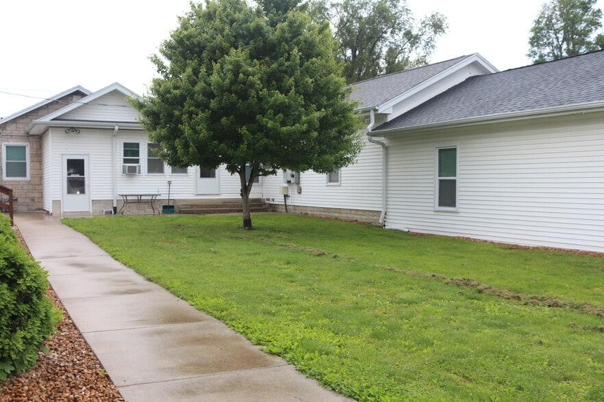 1708 S Main St, South Jacksonville, IL for sale - Building Photo - Image 2 of 25