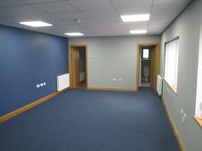 Blanche St, Bradford for lease Interior Photo- Image 2 of 3