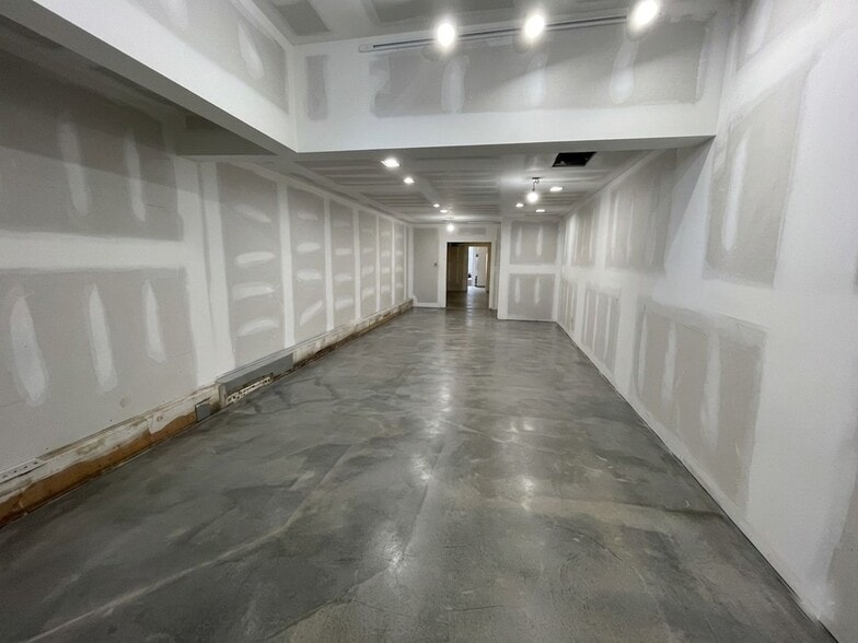 22-24 Washington St, Tenafly, NJ for lease - Building Photo - Image 3 of 9