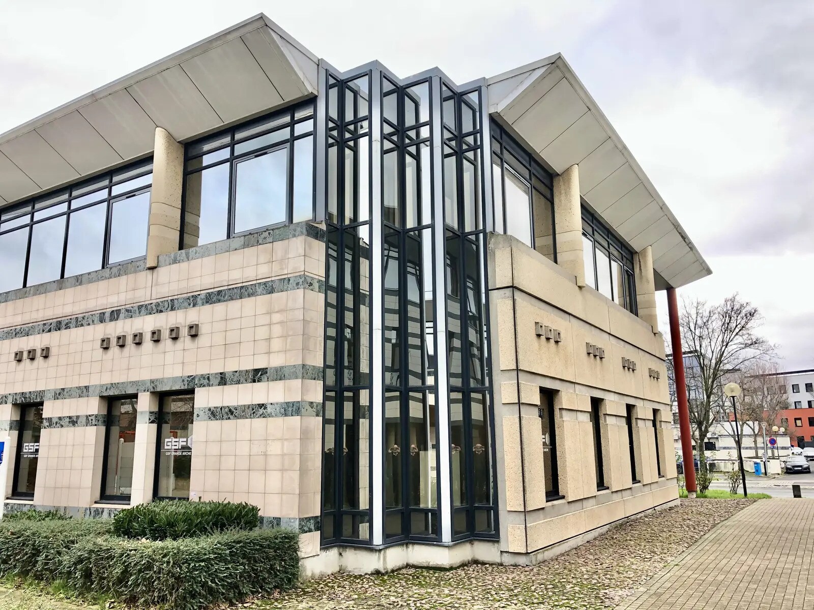 3 Place Du Village, Gennevilliers for sale Building Photo- Image 1 of 7
