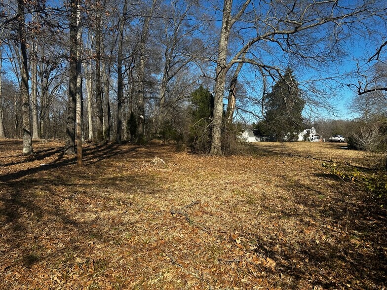 1475 HWY 64 Hwy, Eads, TN à louer - Photo du bâtiment - Image 2 de 6