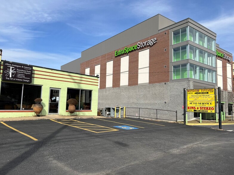 9598-9600 Baltimore Ave, College Park, MD for lease - Building Photo - Image 3 of 8