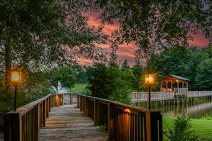 The Falls at Whitetail Ranch - Motel