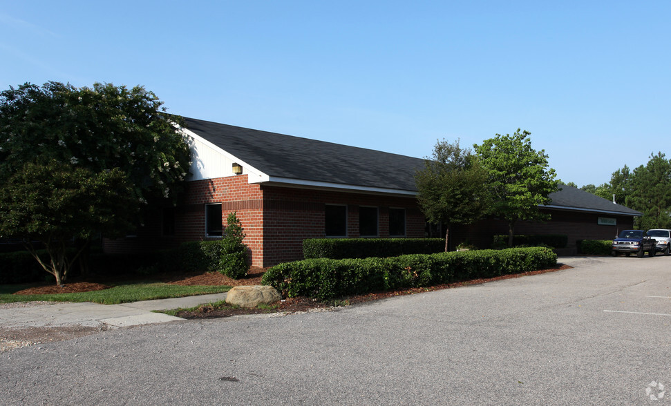 5808 Knightdale Blvd, Knightdale, NC for sale - Primary Photo - Image 1 of 1