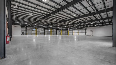 8602 Lava Hill Rd, Austin, TX for sale Interior Photo- Image 2 of 5