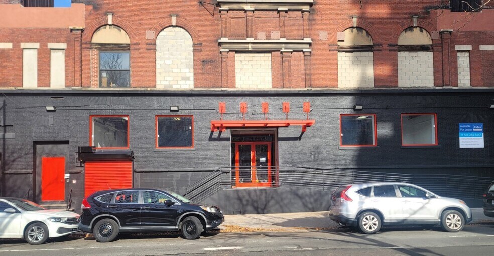 243 W 124th St, New York, NY for lease - Building Photo - Image 3 of 4