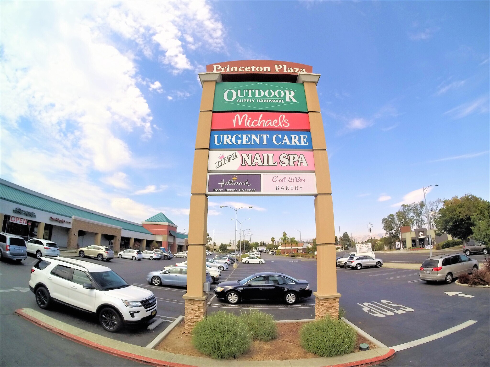 1375 Blossom Hill Rd, San Jose, CA à louer Photo du bâtiment- Image 1 de 28