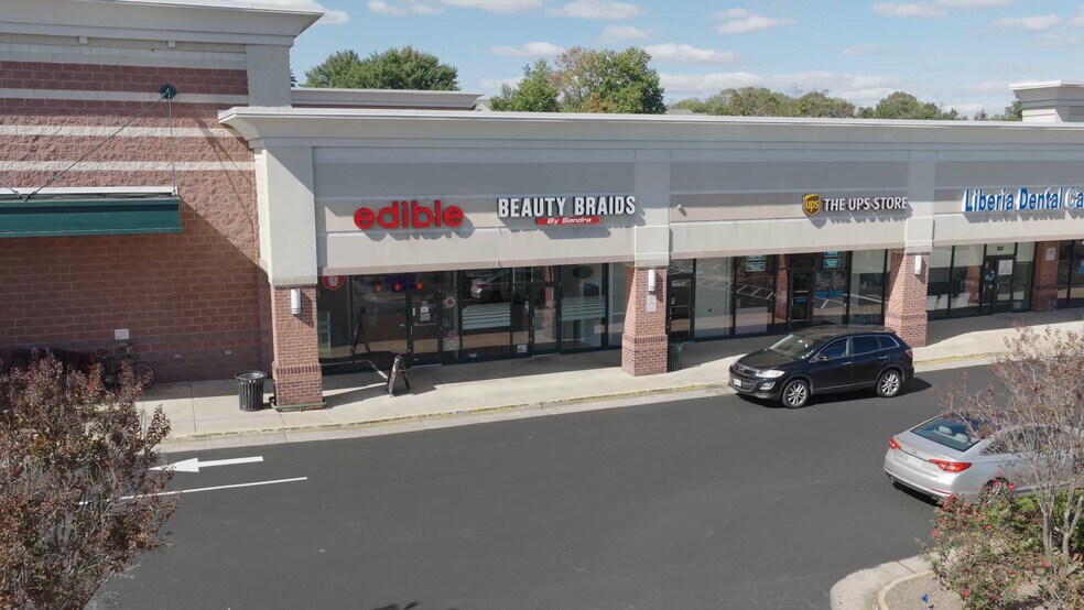 9536 Liberia Ave, Manassas, VA à louer - Vidéo sur l’inscription commerciale - Image 2 de 27