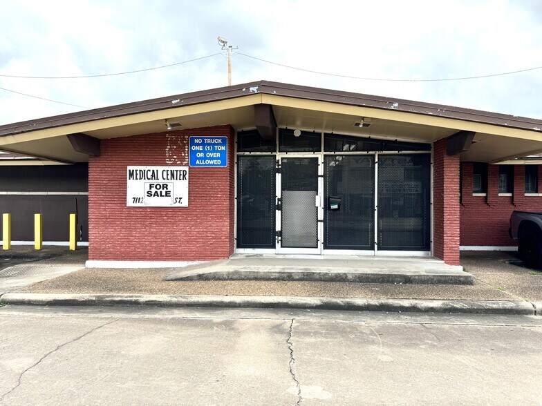 7112 Lyons Ave, Houston, TX à louer - Photo du bâtiment - Image 2 de 20
