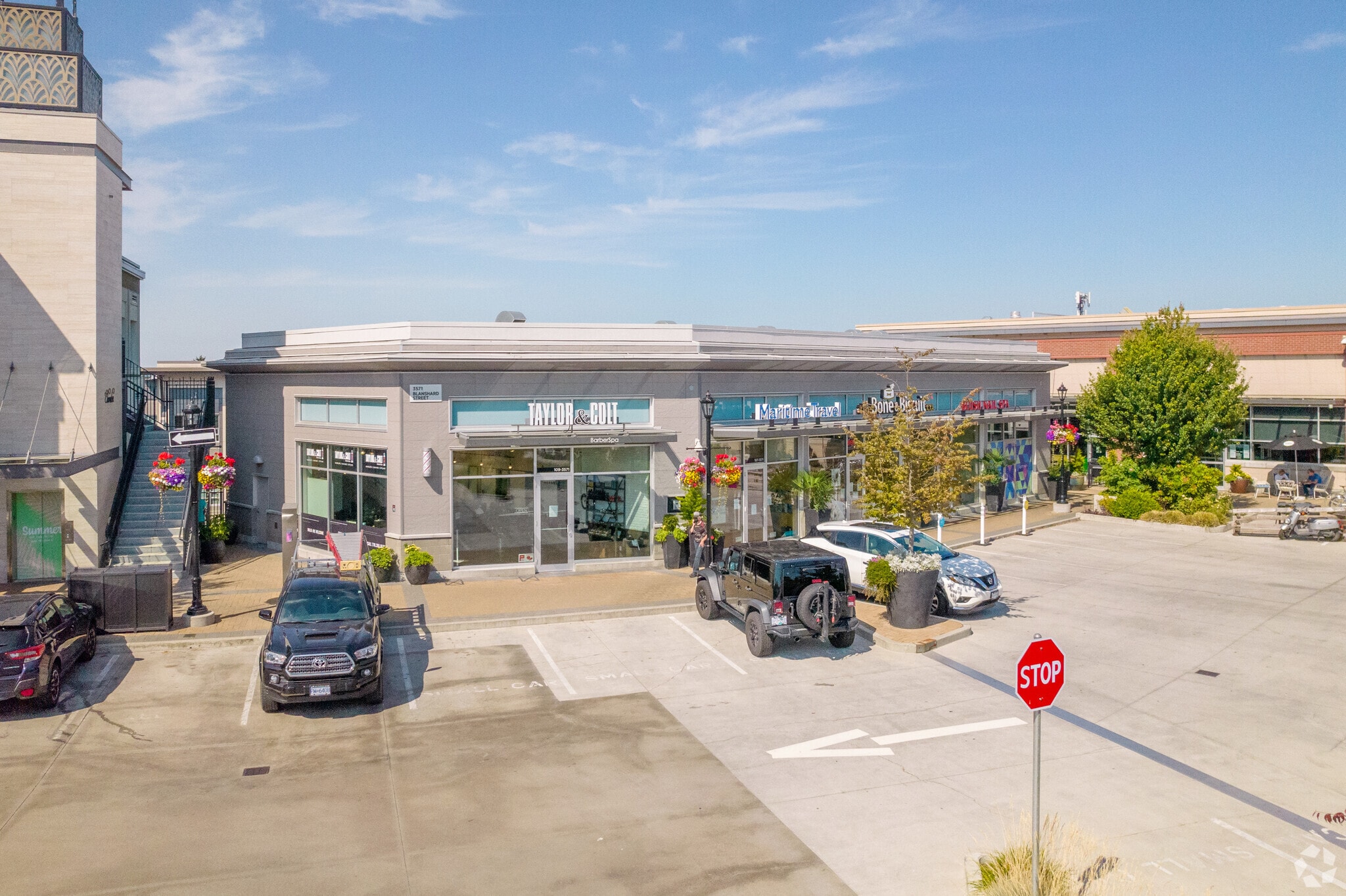3450-3691 Uptown Blvd, Victoria, BC for lease Primary Photo- Image 1 of 35