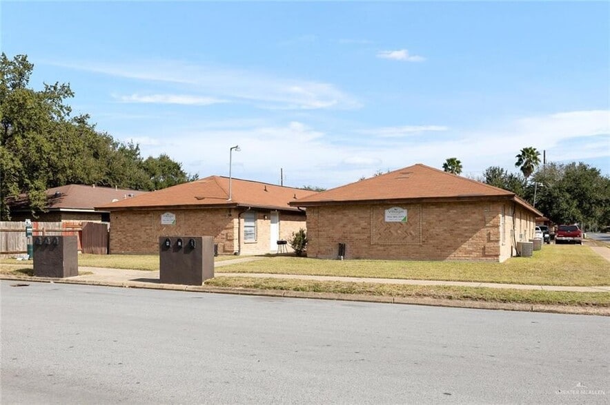 2800 N 30th St, McAllen, TX à vendre - Photo du bâtiment - Image 2 de 11