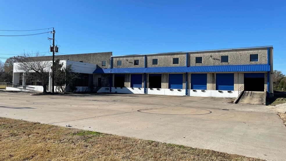 1701 Massey Tompkins Rd, Houston, TX for sale - Building Photo - Image 3 of 11