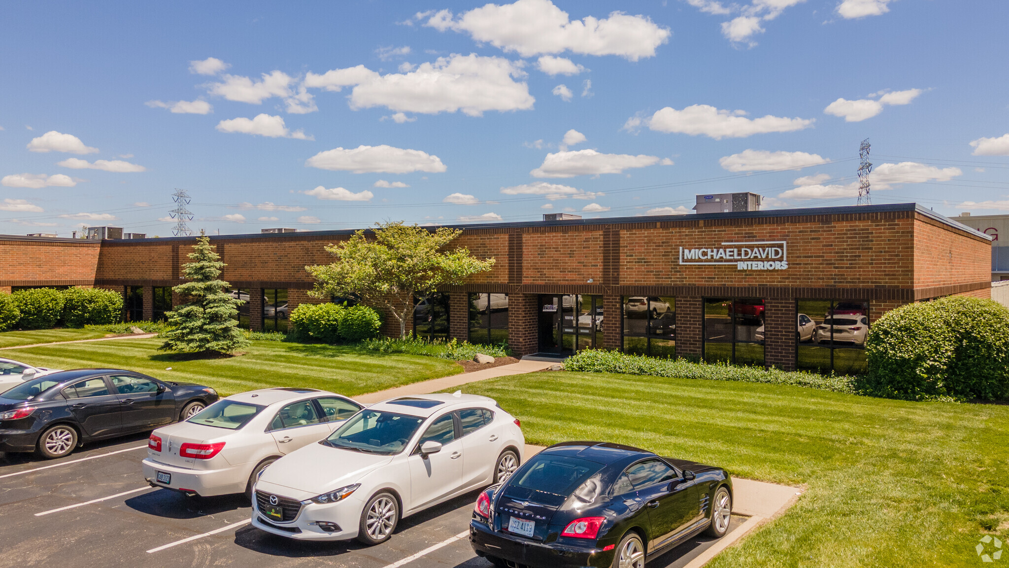 9990-10020 International Blvd, Cincinnati, OH for lease Building Photo- Image 1 of 5