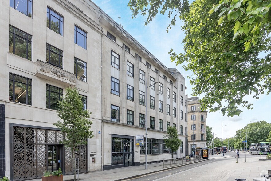 Colston Ave, Bristol à louer - Photo du bâtiment - Image 2 de 2