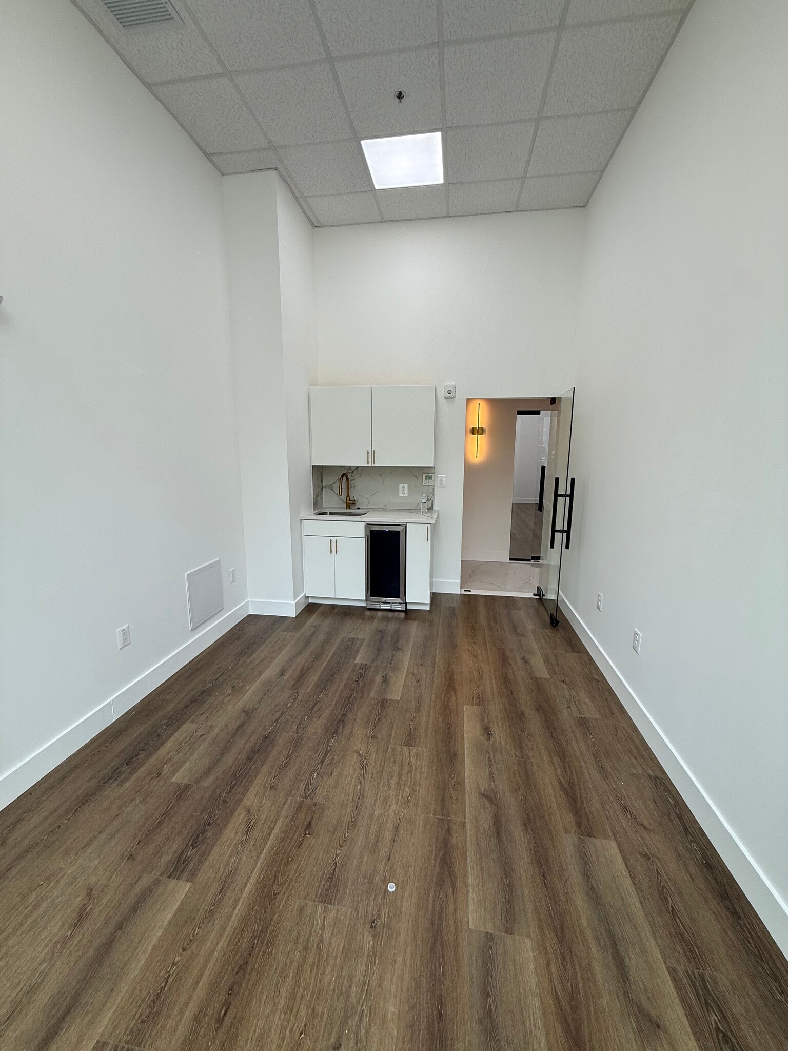 7917 Westpark Dr, Tysons, VA for lease Building Photo- Image 1 of 12