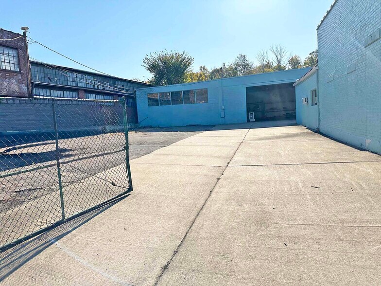 540 S Main St, Wilkes-Barre, PA à vendre - Photo du bâtiment - Image 2 de 16